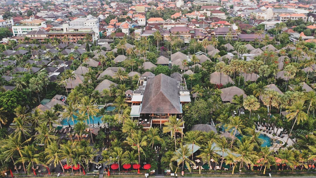 Legian Beach Hotel, a Popular Hotel in Bali - YouLoveTrip